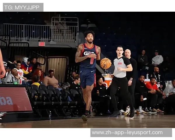 黄蜂自26年以来进攻防守双优场均三分命中率领跑联盟